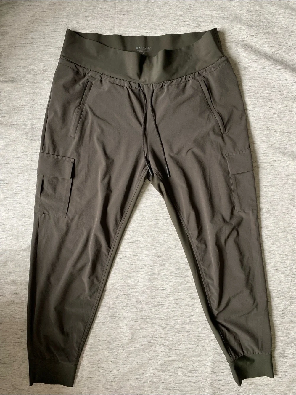 Athleta Women’s Jogger Pants Dark Green Grey Stretch Pockets Flaw Snag